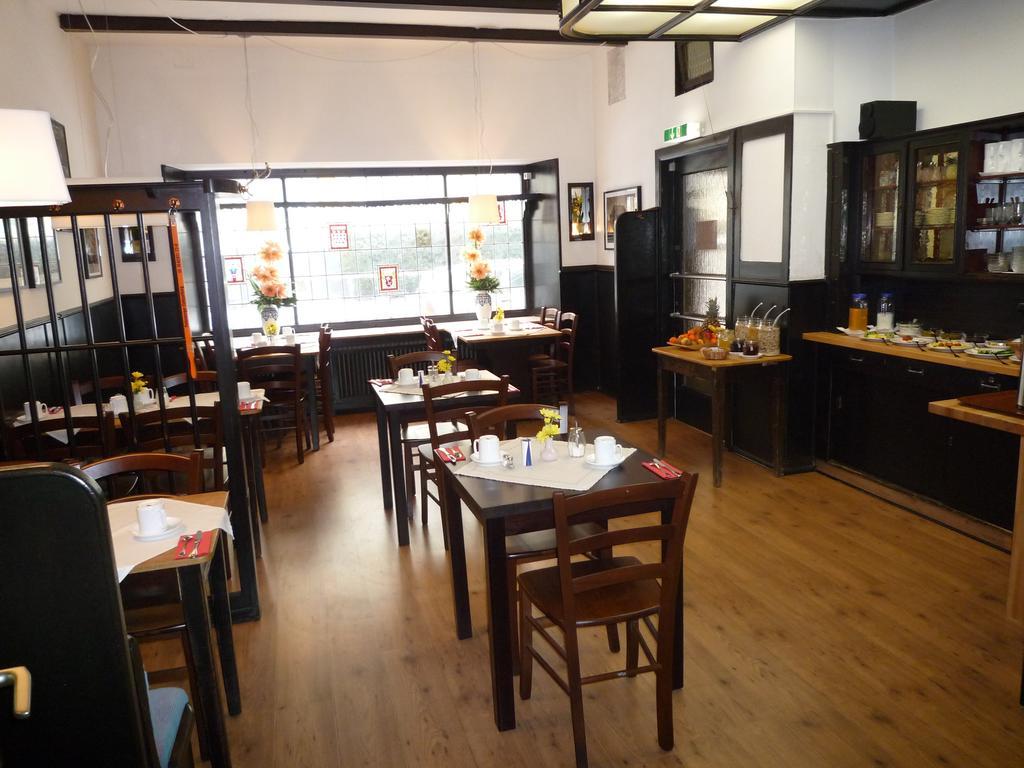 Gasthaus Hotel เบรเมน ภายนอก รูปภาพ
